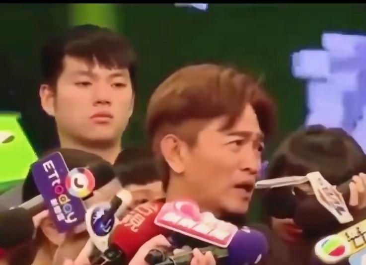 吴宗宪敢这样直接讲，凭的就是小s现在奈何不了他！况且大女儿还在代班着小s的节目