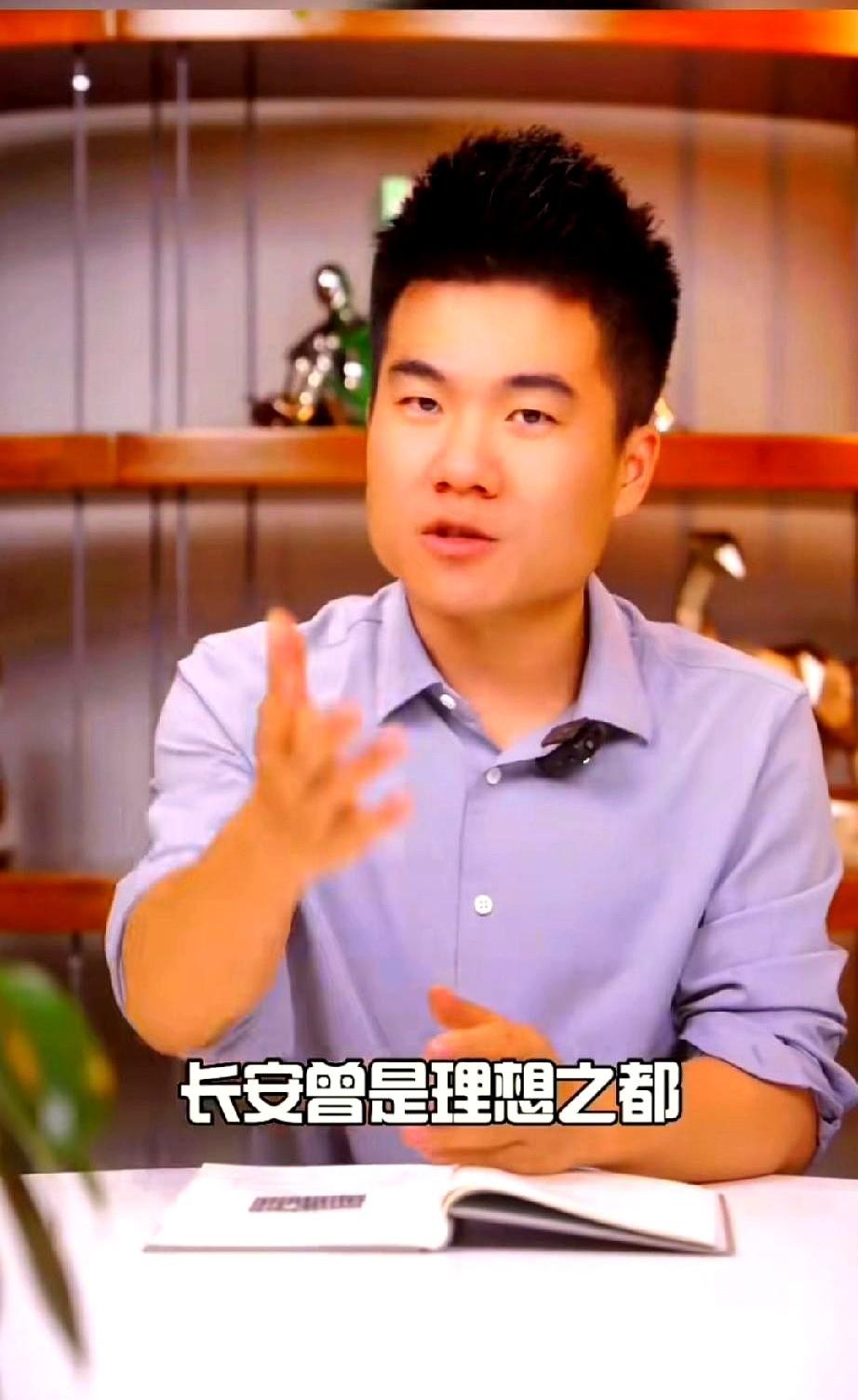 谁能想到，与辉同行一年干了210个亿，粉丝涨了上千万。这数据出来，有些人心里