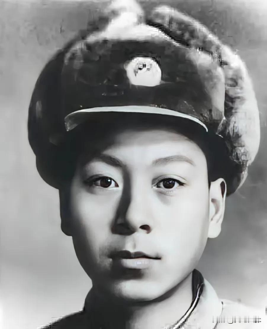 1962年11月18日喀喇昆仑山下，我军边防一个连掉进印军埋伏圈，被两处暗堡堵在