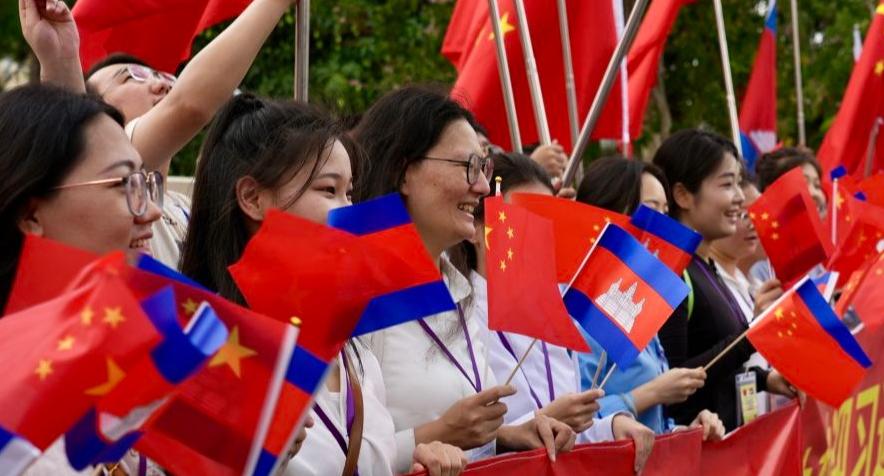 中国可能需要加快对柬埔寨“行动”了，洪森稍一出手，就把中国的铁杆伙伴给搞得“全国