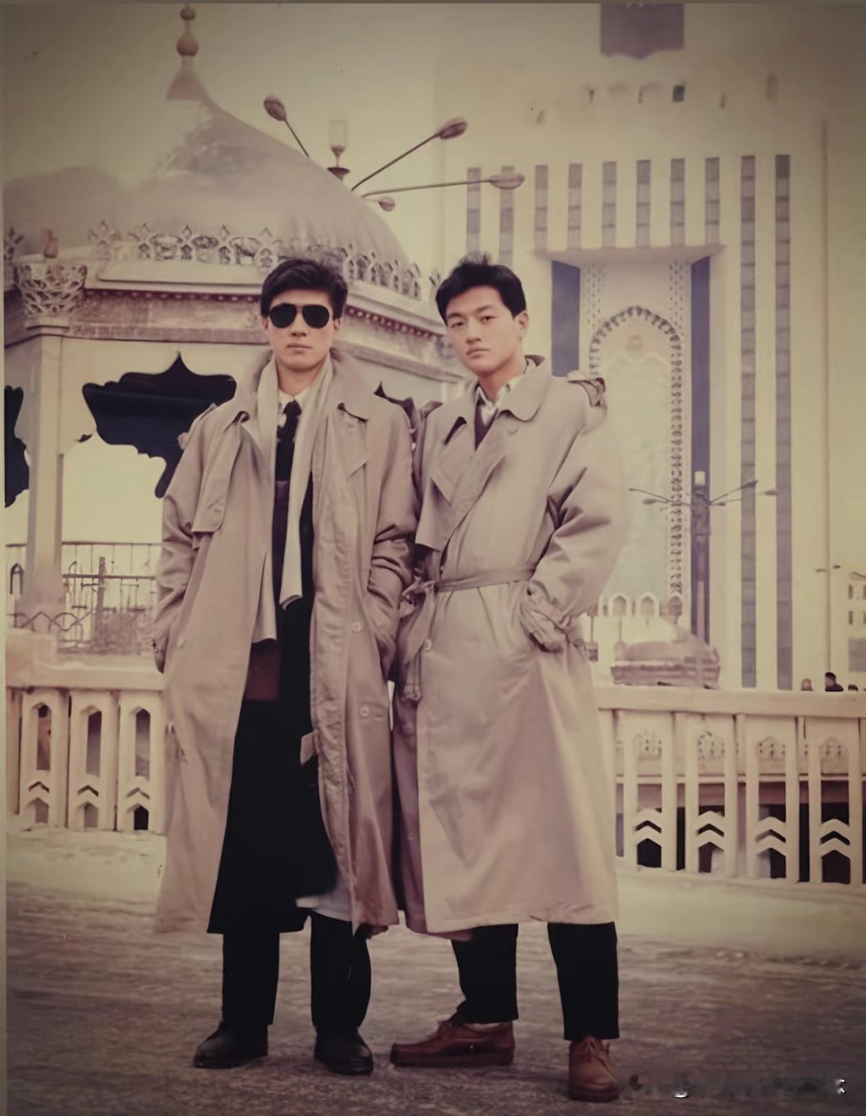 李亚鹏和哥哥李亚炜有隔阂原来是真的，虽算不上“反目成仇”，但也疏离得“形同陌路”