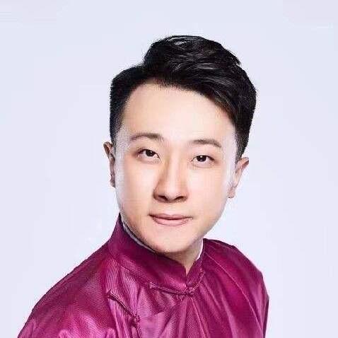 【相声演员张鹤擎参演绝顶富贵，郭德纲再次力捧，对此你怎么看？】近日，有网友发现