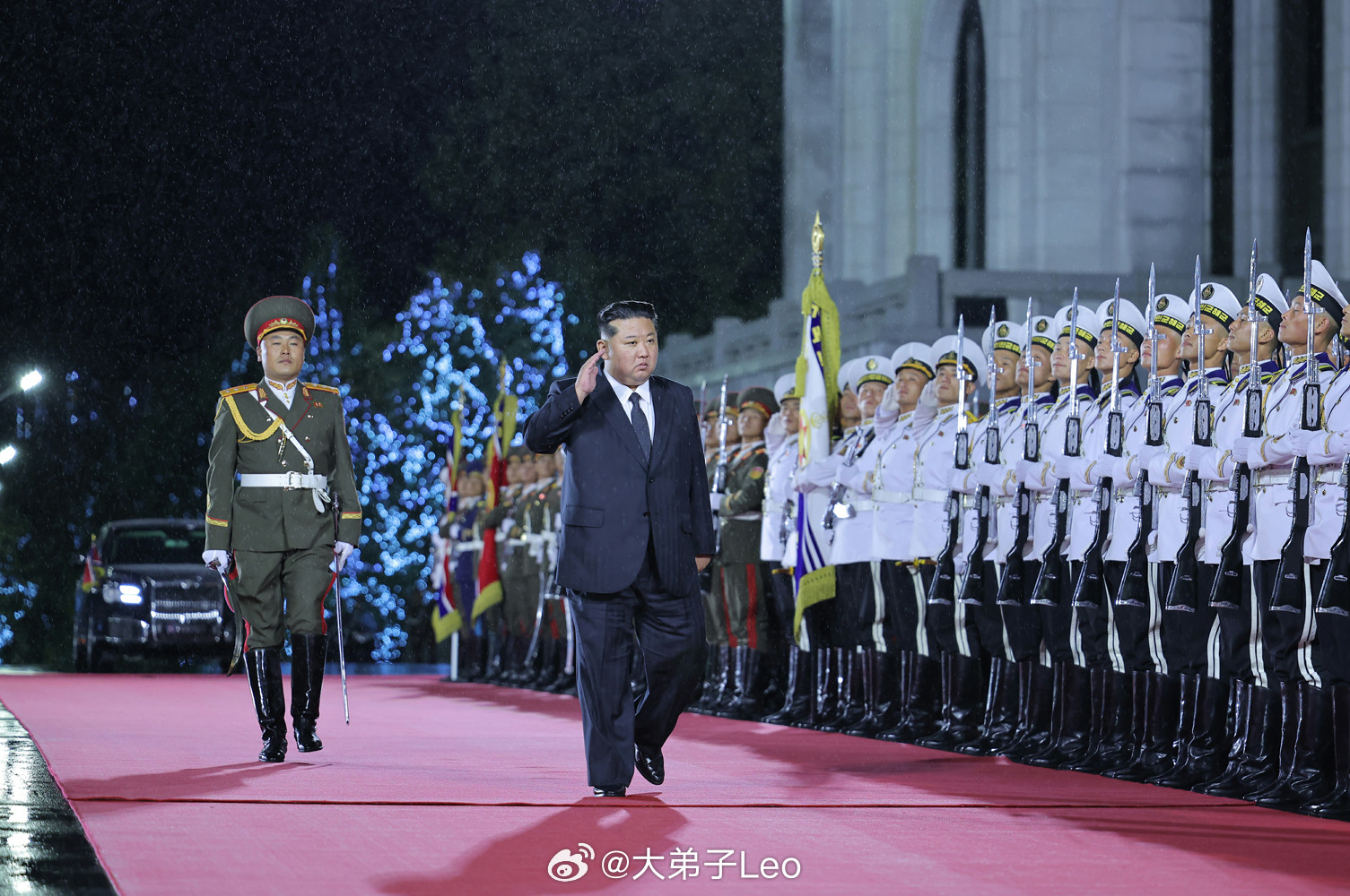 庆祝朝鲜劳动党成立80周年阅兵式领导人组图朝鲜迎建党80周年朝鲜举行阅兵式​​