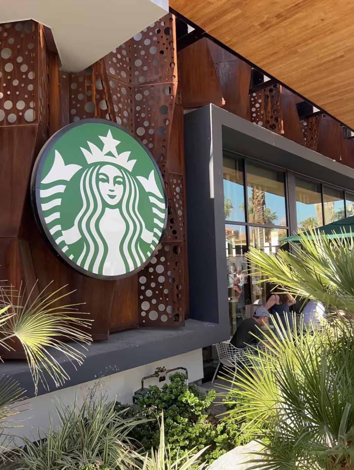 星巴克中国涨价背后：一场高端咖啡的“生存战”最近，星巴克中国悄然调整部分产品