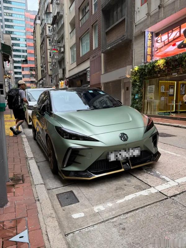 港媒：内地游客发现国产车在港「颜值完胜在内地」港媒每天一个内地人晴报报道，小?