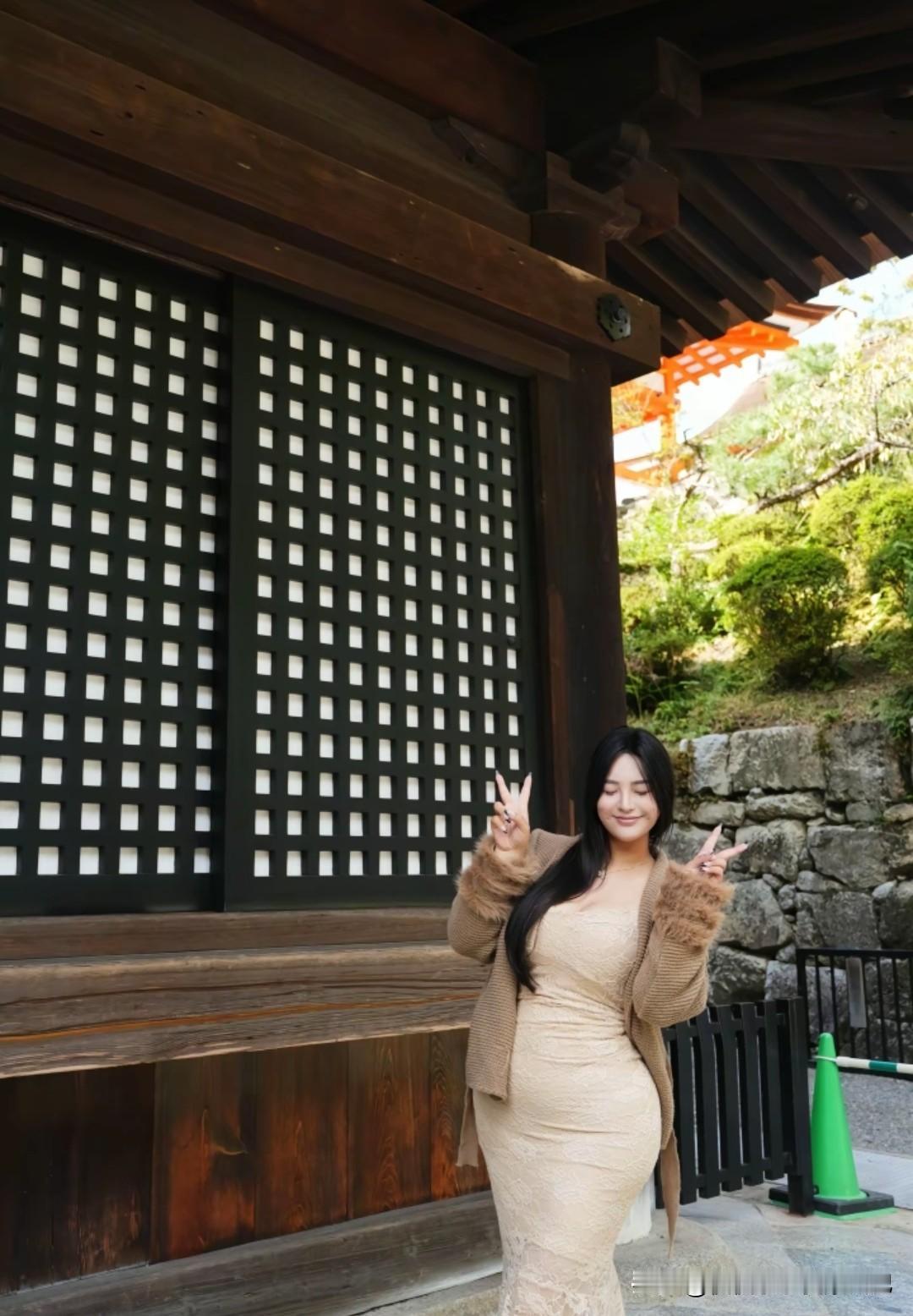 冬日生活打卡季游玩时遇到的小姐姐