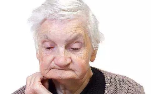 这个毛病没注意, 会让牙齿掉光光? 那该如何避免?