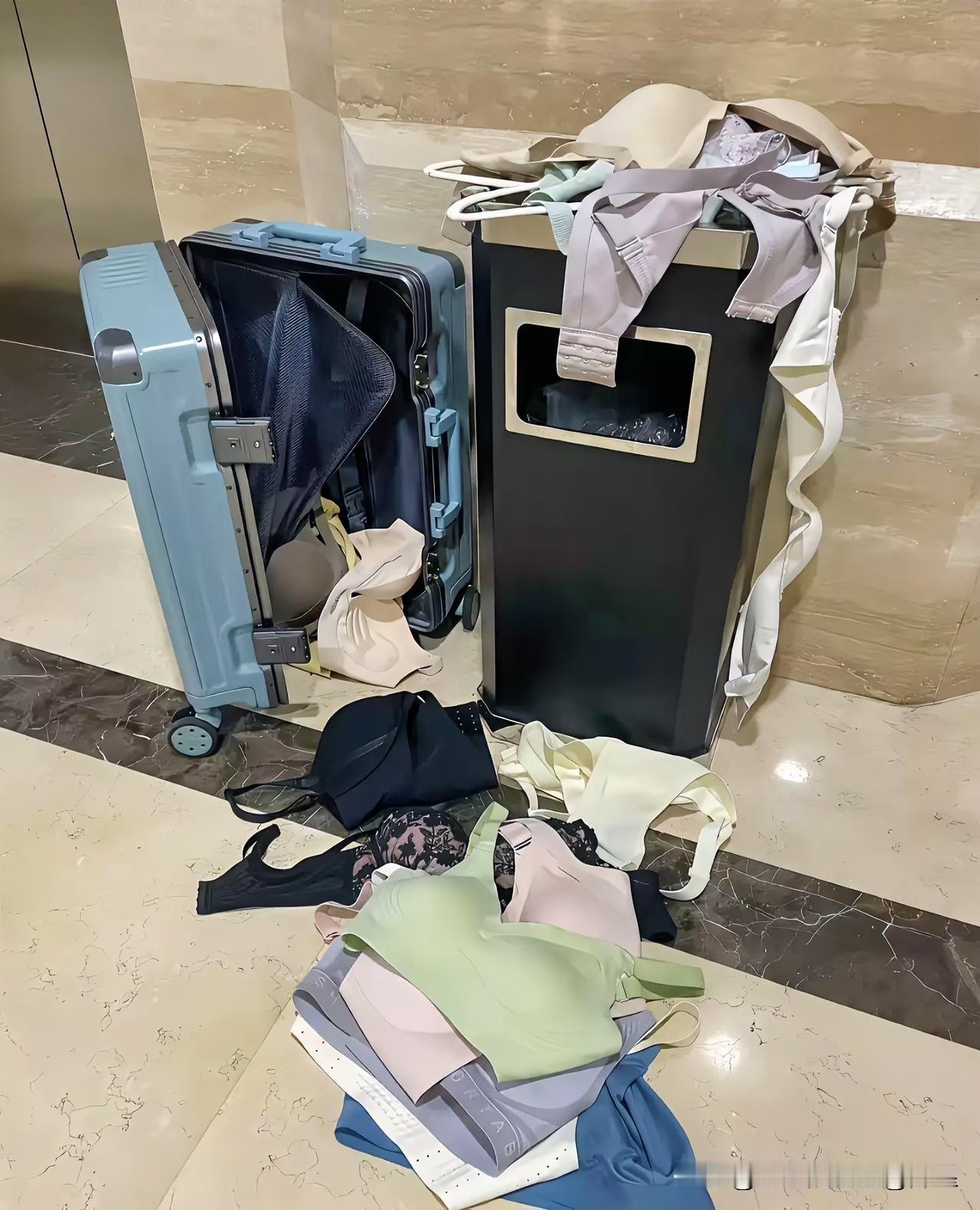 安检时碰到这种行为应该如何应对[笑着哭]安检迷惑行为安检经历