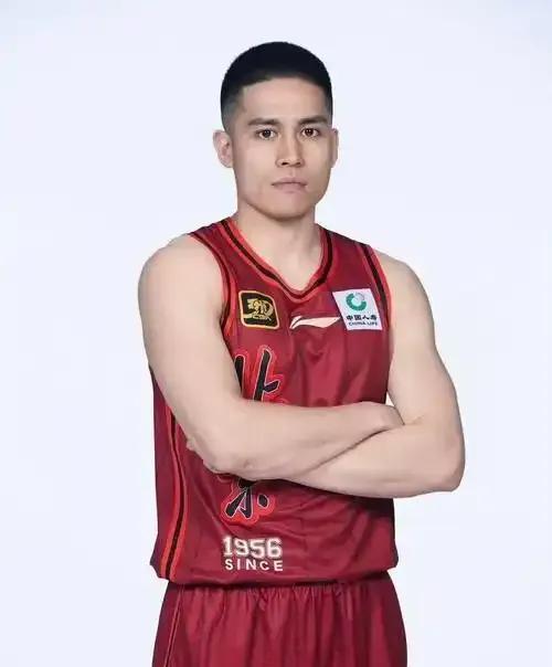 北京北汽怎么输给广厦的，以下几人心态崩溃是直接原因1、首先杰曼崩溃，杰曼心态忽