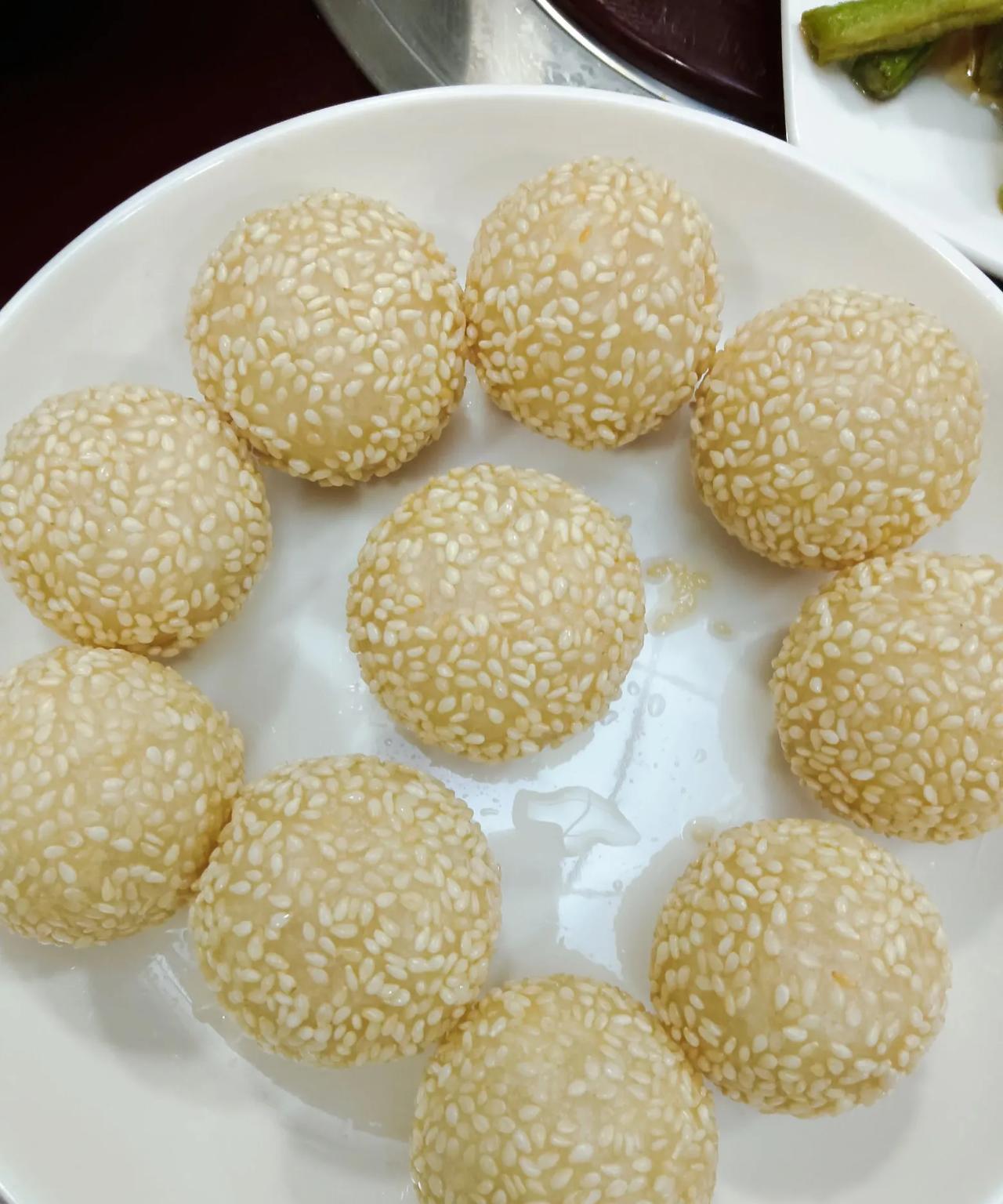 花坪之行（18）吃住条件与费用，是避暑人的首选条件，住的不舒坦，吃的不开心，还