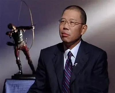 记得宗庆后死的时候，全网在骂钟睒睒，骂他的儿子是美国籍，因为爱国情怀力挺宗老。现