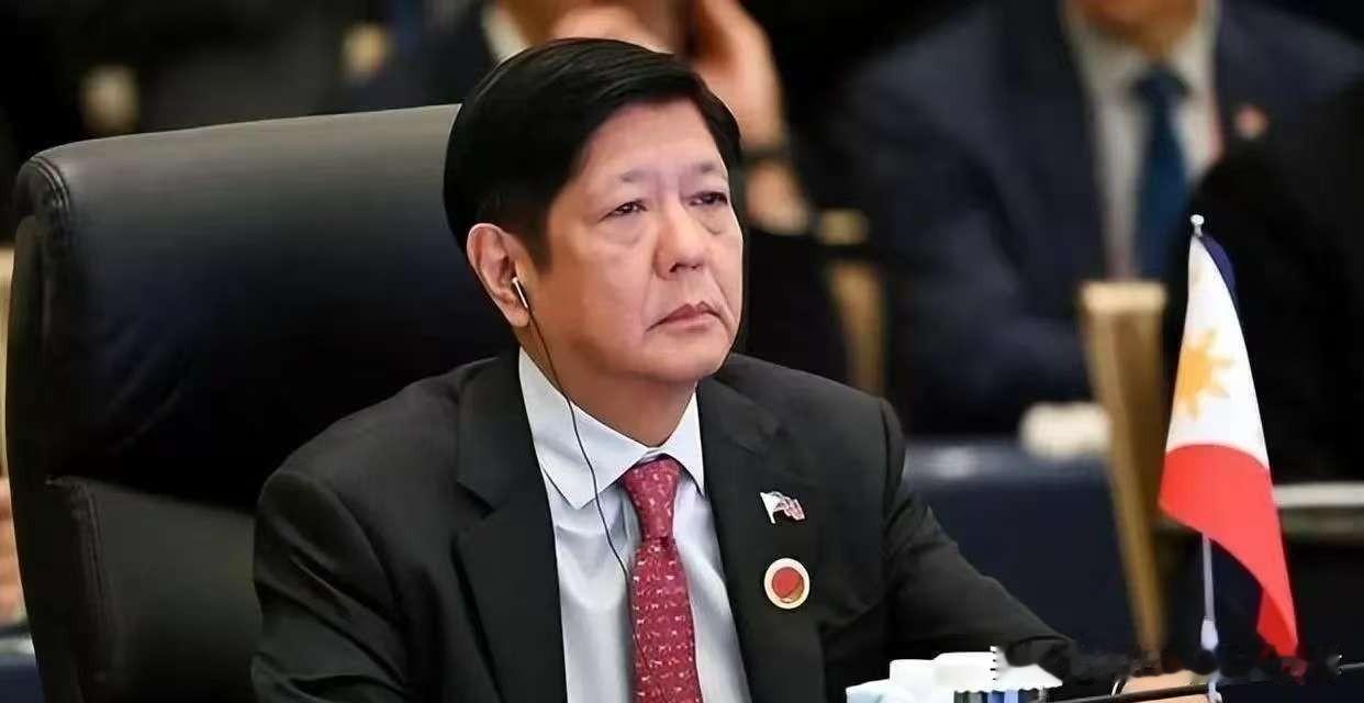 特讯！特讯！菲律宾icon媒体提问中方：“菲方正遭遇强台风icon‘凤凰’袭击