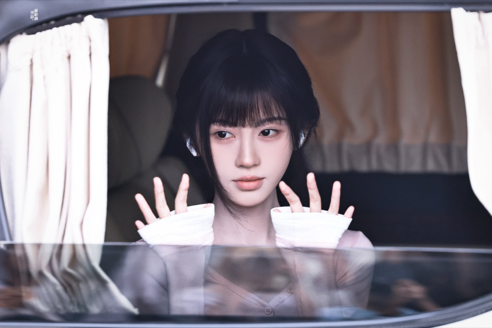 鞠婧祎🍊鞠婧祎🍊﻿鞠婧祎苏绿夏“玫瑰是浪漫的代名词而你是浪漫本身”