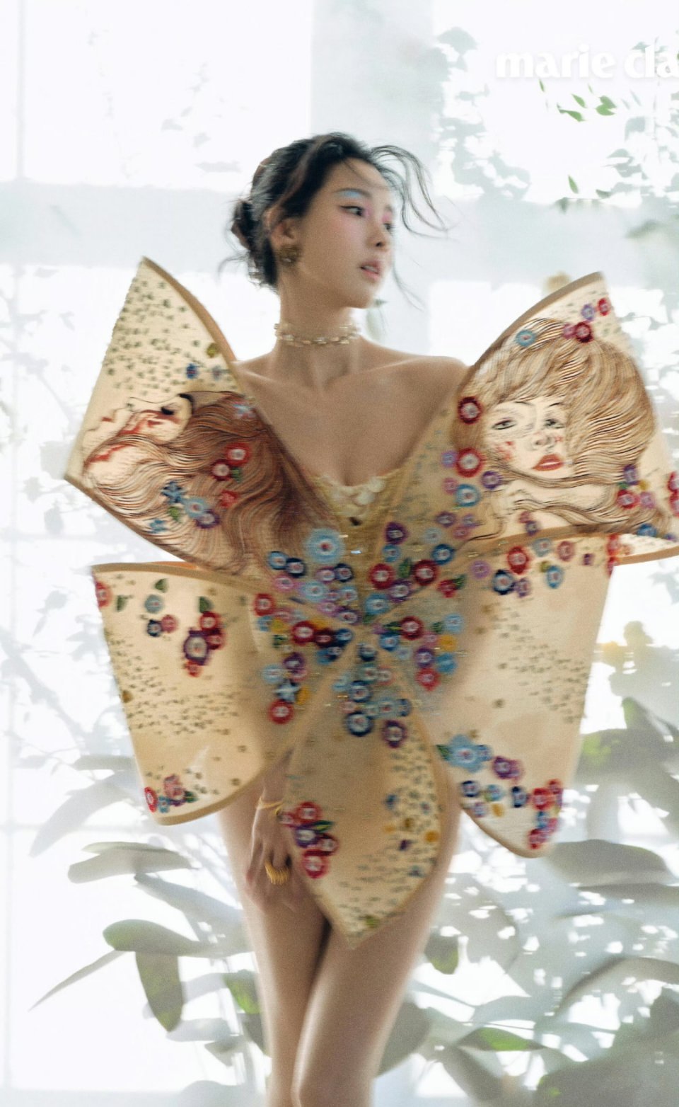 陈都灵首套高定造型，时尚表现力好绝