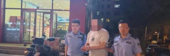 “改判了”内蒙古，一民警在休假期间发现一男子骑着一辆被盗摩托车，于是下意识上去拦