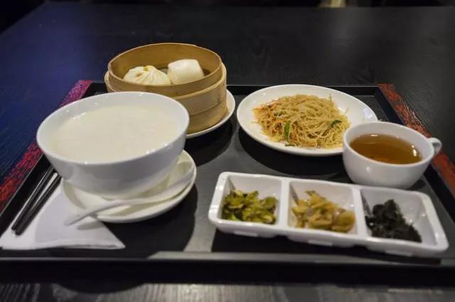 爱八方: 长期不吃早餐, 对身体有什么危害
