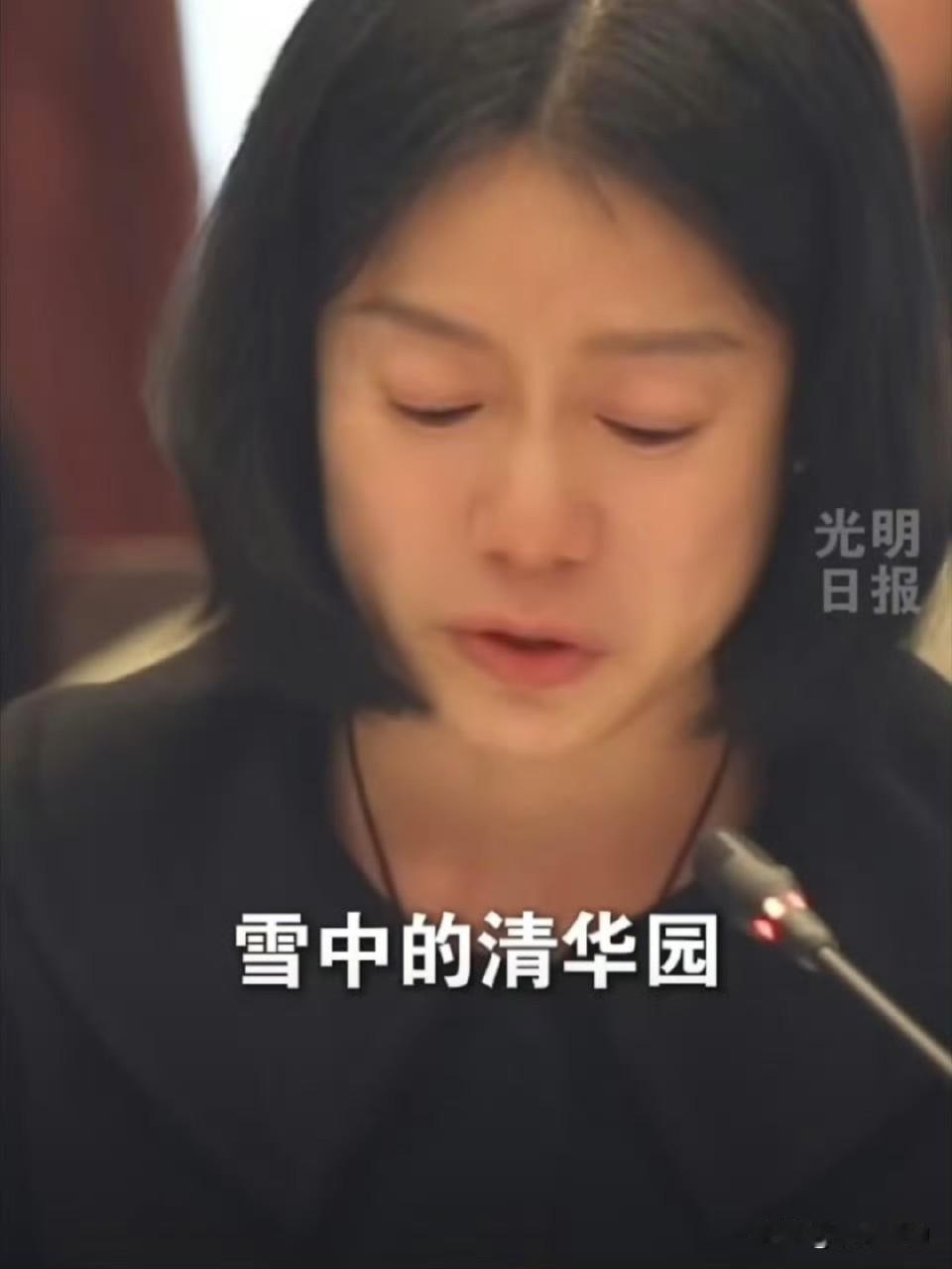 谁都没有翁帆懂杨先生杨先生走了之后，很多人才慢慢明白过来。翁帆说起他的时候，话