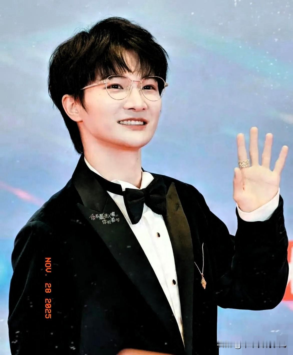 杨千嬅捐款了，张柏芝捐款了，韩红也第一时间捐款了，一直低调做公益的周深也捐款