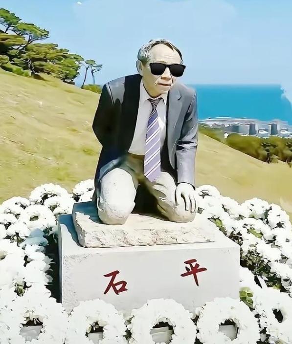 日本反华“急先锋”石平这回彻底栽了！靠抹黑祖国跪舔日本换身份，如今全家被