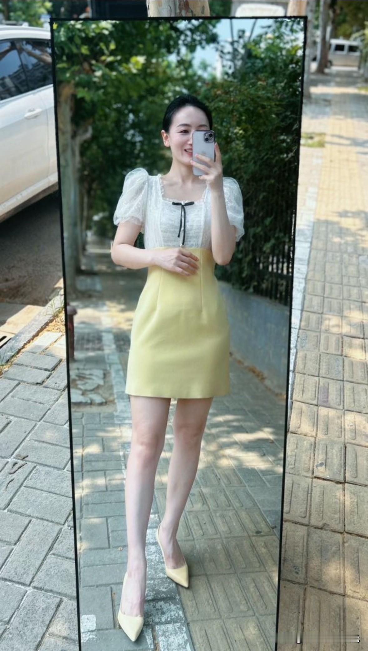 女人真的对镜子没有抵抗力，魔镜魔镜我美吗[哭哭][哭哭][哭哭]你喜