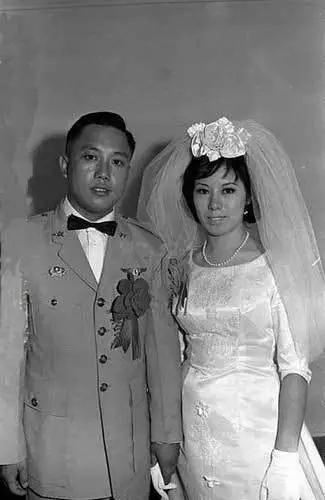 “潜伏15年，回国3小时落网”：夫妻带机密叛逃，机场人脸识别一声“滴”终结了他们