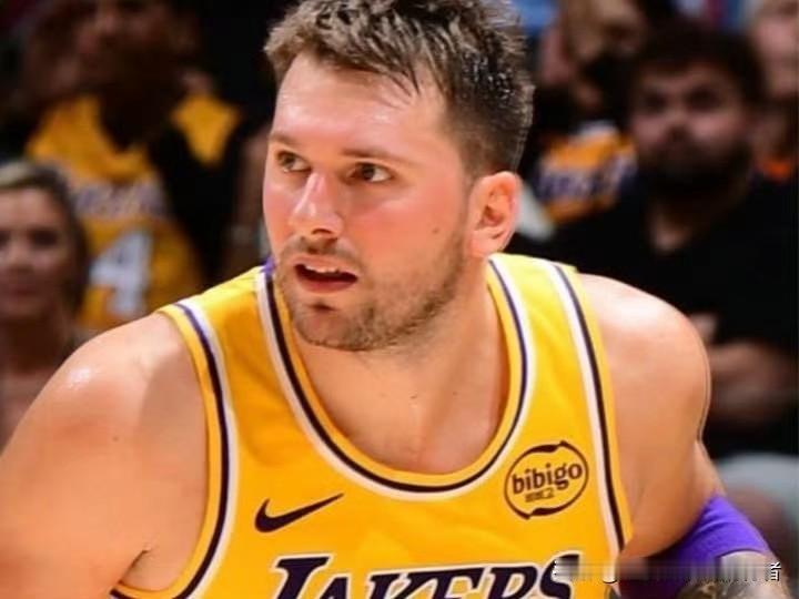 太给力了！湖人119-95雄鹿队，看看湖人队球员数据和正负值，谁才是赢球功臣！