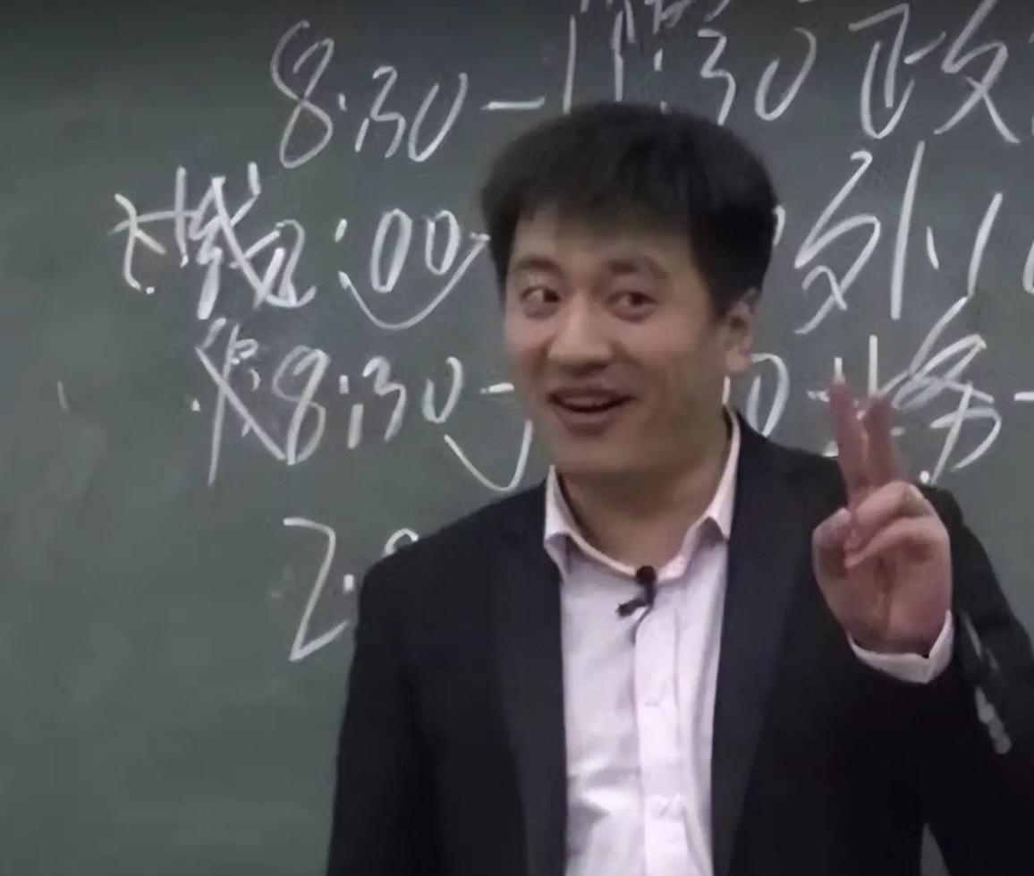 山东高三女生，400多分，死活要退学。父母劝了无数遍，她就一句话：努力了，没用。