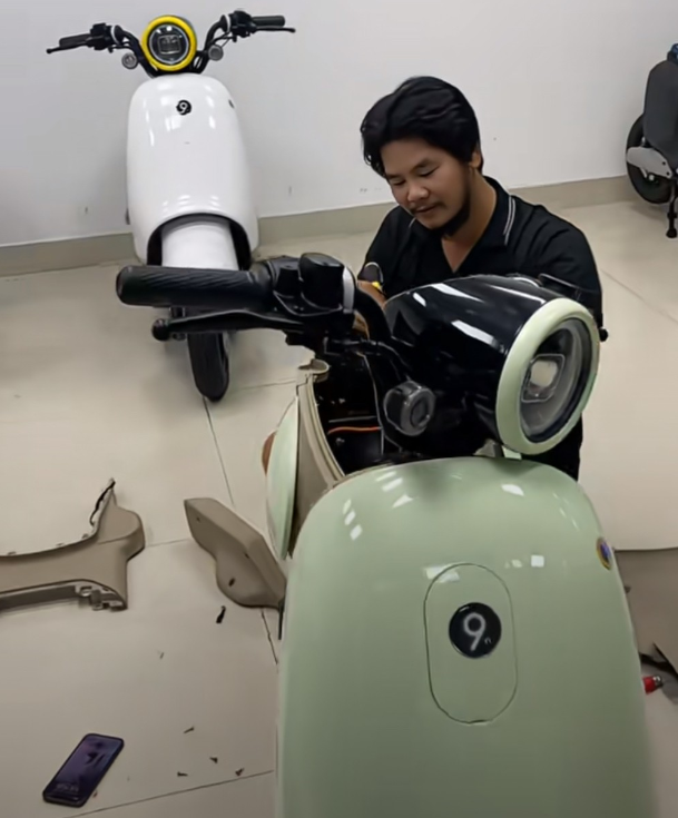 又改行卖电动车了，他家的电动车，你买吗？