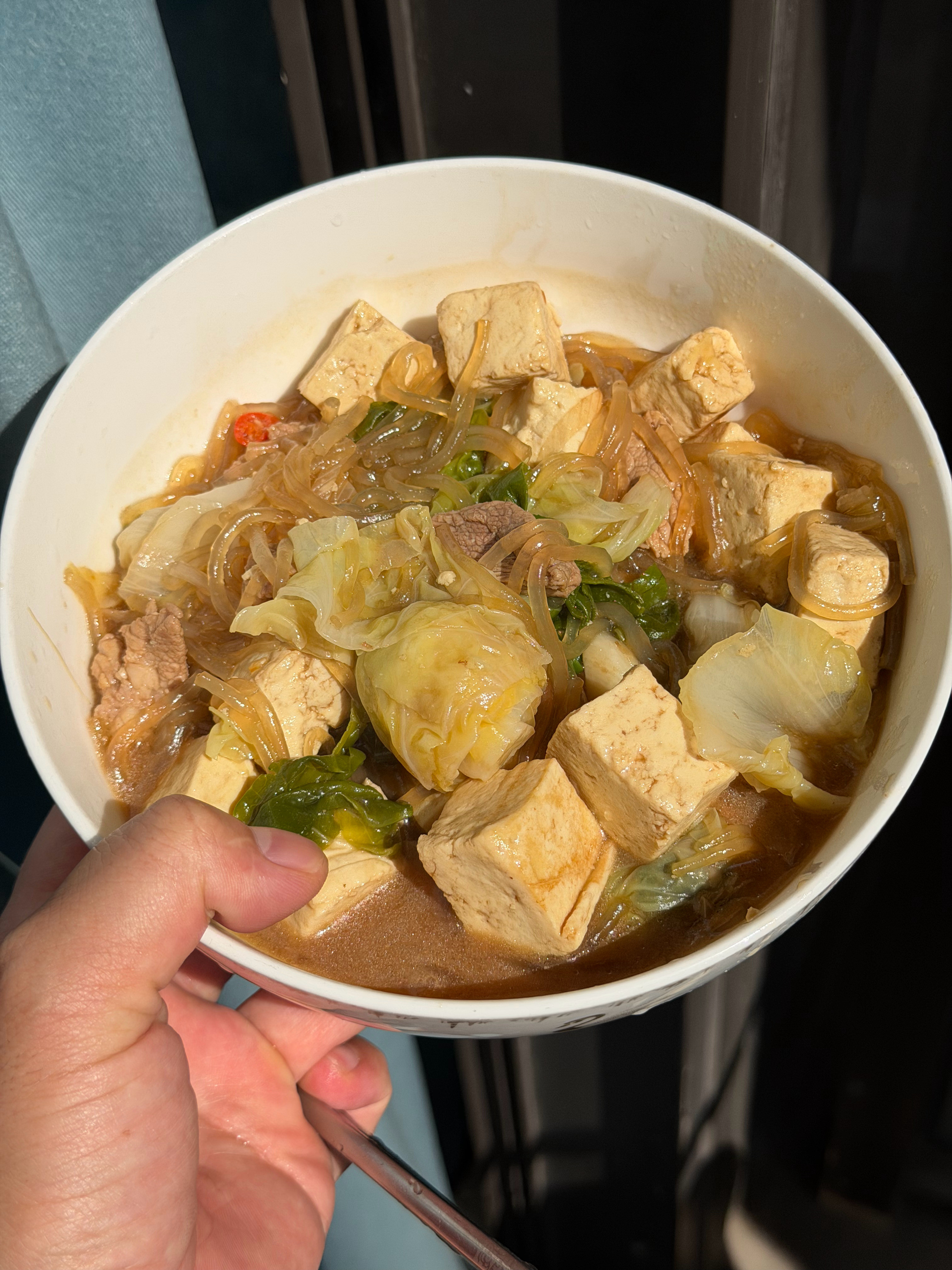 中午饭已OK，猪肉白菜豆腐炖粉条