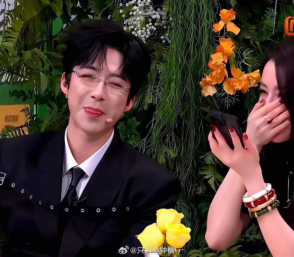 娱乐圈最大的笑话：资本花钱硬凑的CP，干不过一个来串场的。剧组摁着头让你嗑迪丽热