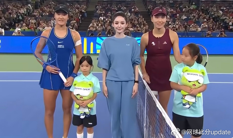 WTA1000🇨🇳武汉站女单首轮【WC】🇨🇳王曦雨6-2/6-0🇨?