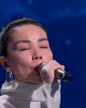 她不是高冷，是懒得演。你见过哪个天后连续七年不露面，一开口就唱哭几亿人？202