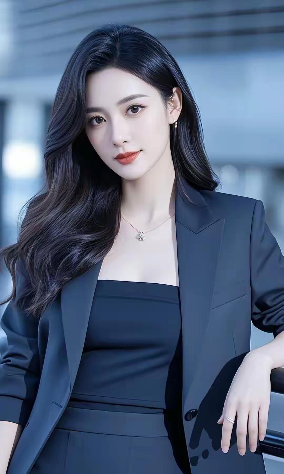 都市女强人，优雅气质，职场风范！