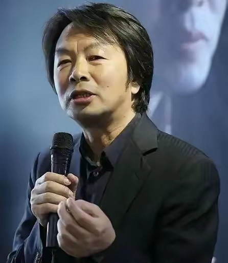 刘震云说：“越是学历低的人，越适合做老板；越是学历高的，越适合打工；因为学的越多