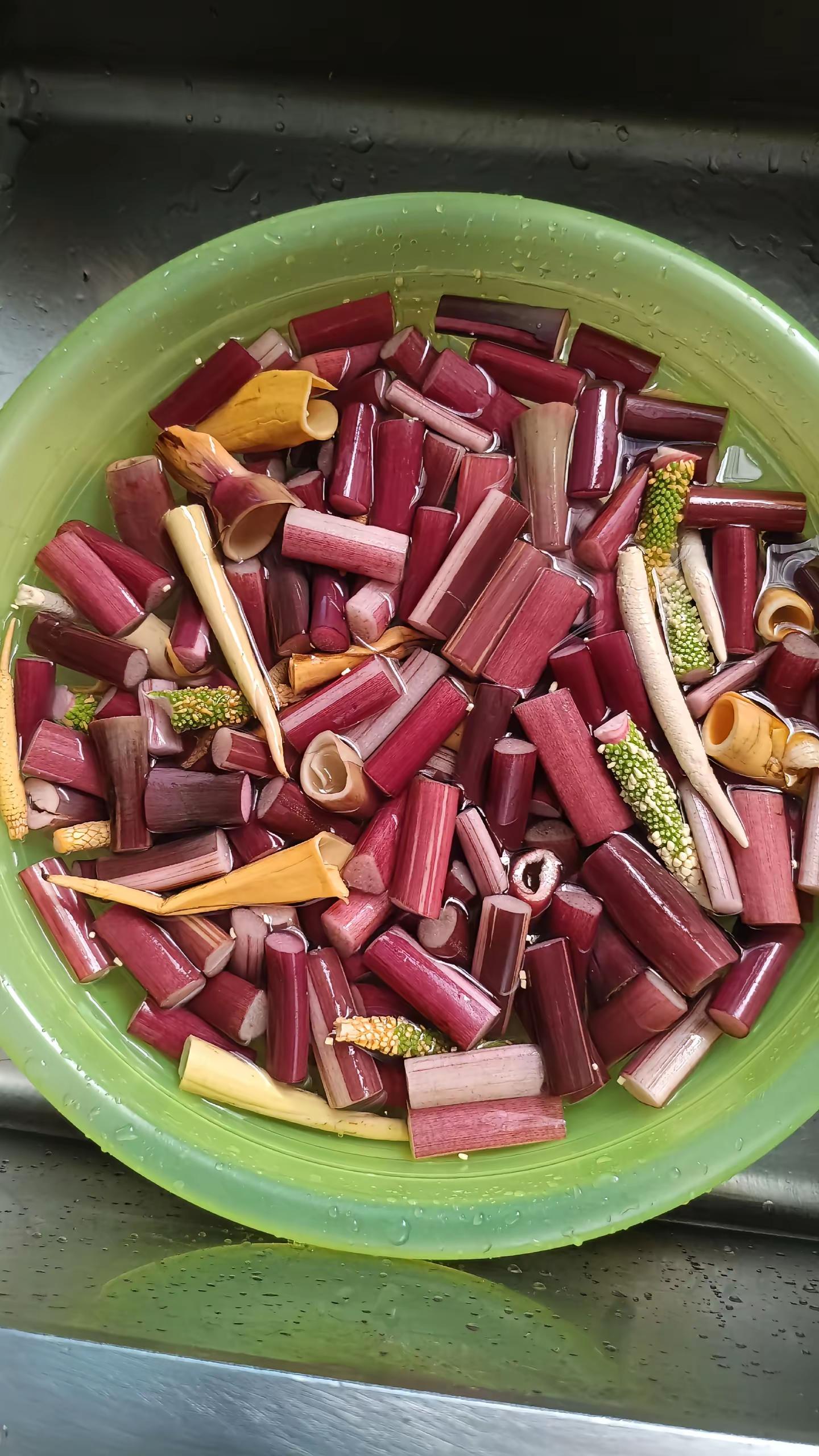 这道地道美食出自哪里？叫什么呀，隔着屏幕都想吃