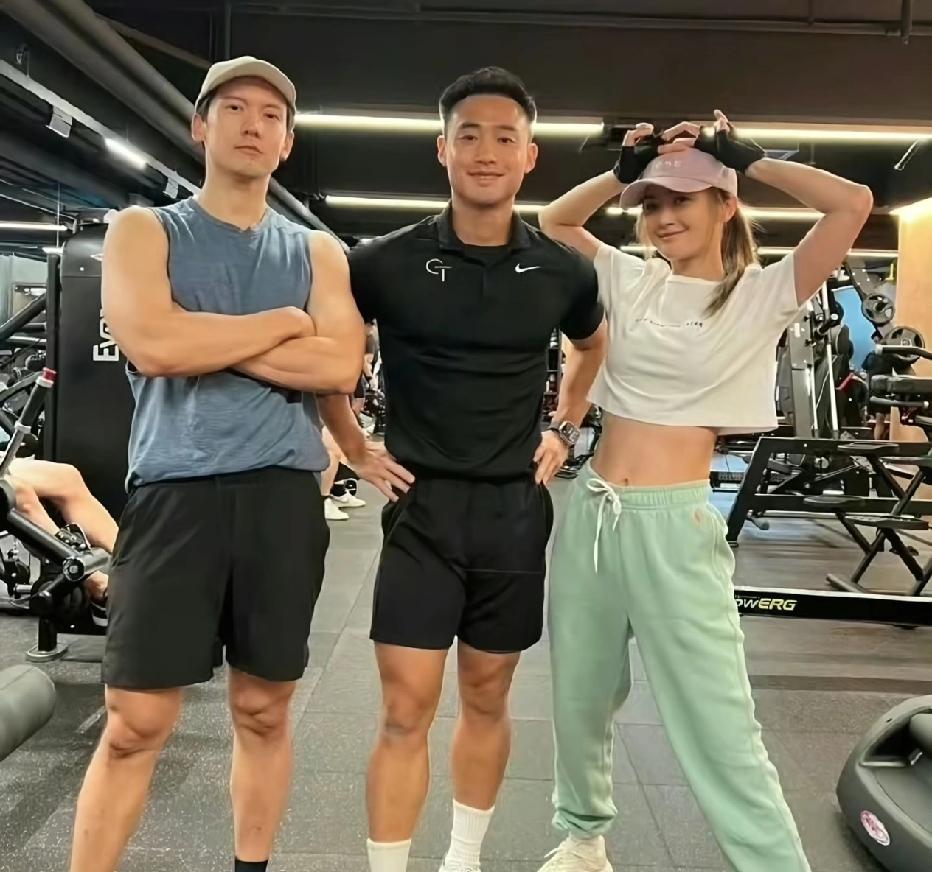 健身房容易产生恋爱，这话真不是瞎说的！蔡卓妍官宣结婚，结婚对象就是谈了9个月恋爱
