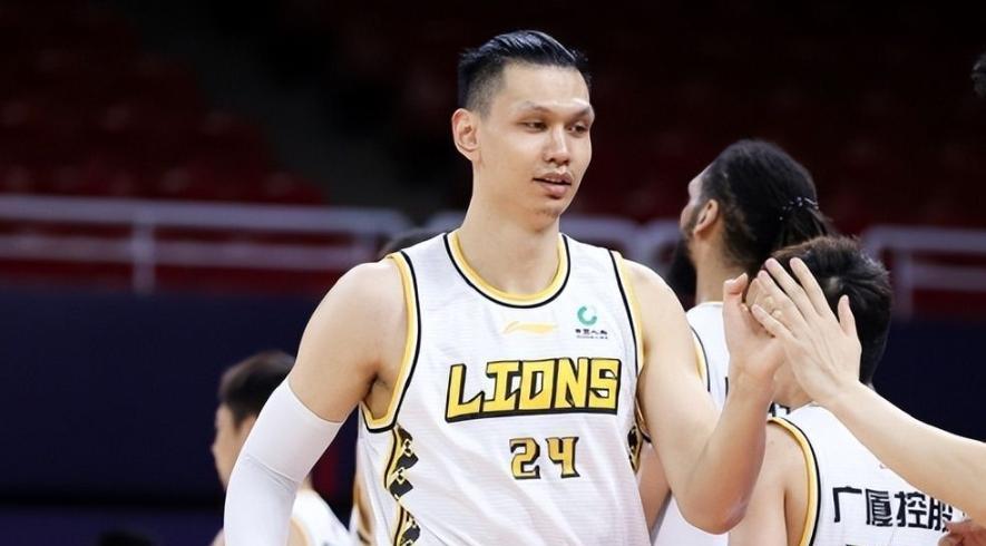 中国男篮选人被俱乐部试训截胡？这国字号招牌竟不如双向合同吸引力。当林葳把夏季联