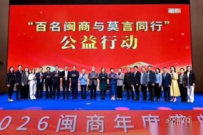 当下网络空间里，部分民粹大V的言论愈发粗鄙浅薄，专业水准持续走低，只会煽动盲目排