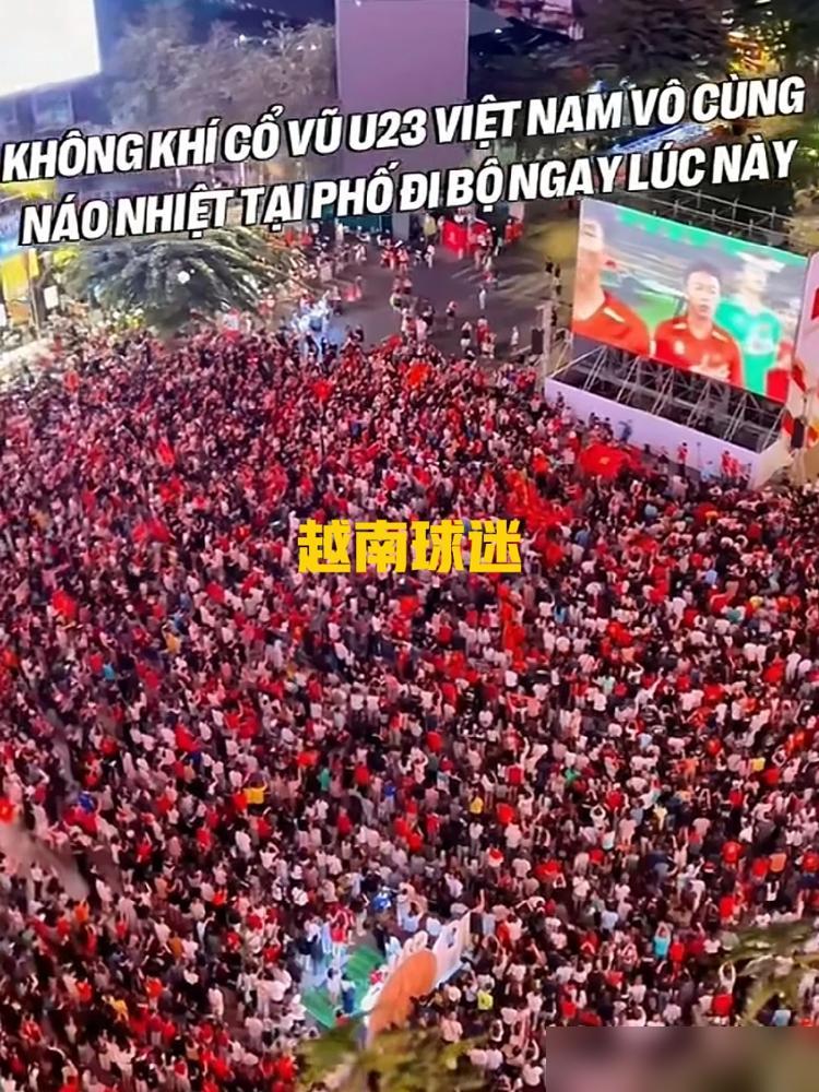 别跟我谈什么投资回报率，当年为了这帮踢球的，有人眼都不眨就踹碎了全家一年的口粮。