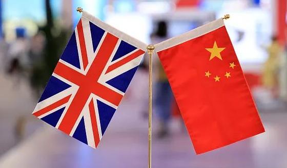 谈成了，英国答应中国。当地时间7月23日，中国外交部长王毅在马尼拉会见英国外交大