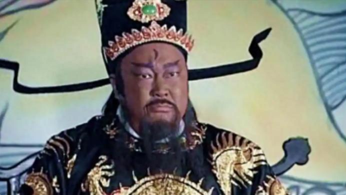 包拯每年俸禄是18000贯，相当于现在的多少钱？答案你可能不相信 北宋名臣包