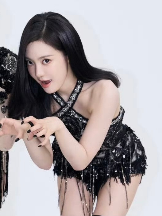 这是谁家的小猫咪