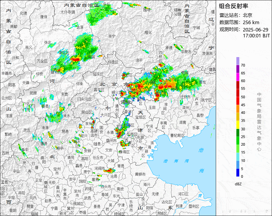 【京津暖区对流】今天傍晚京津一带，出现了典型的暖区对流，降雨时空不均特征明显。并