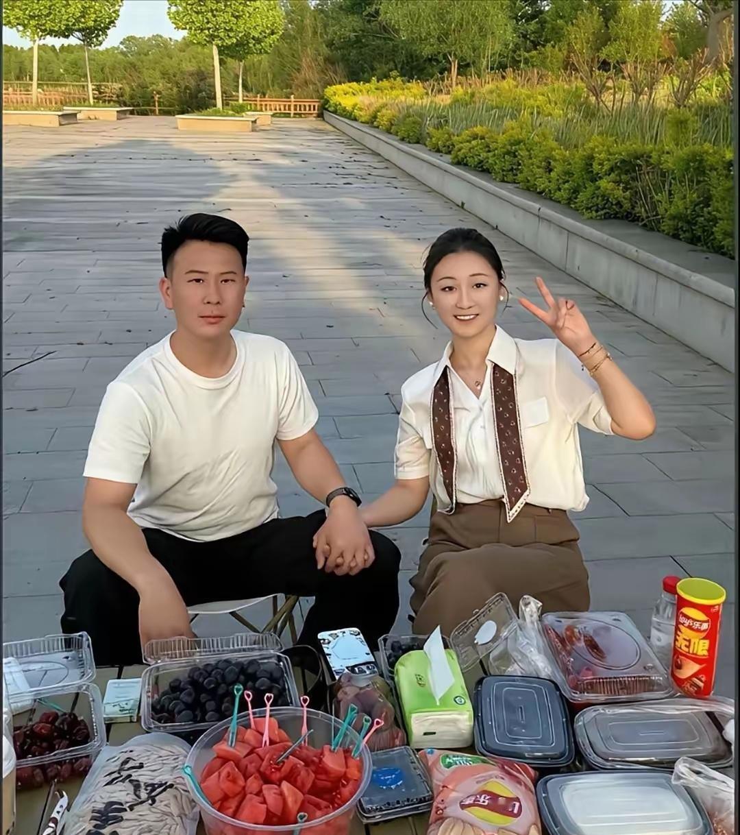陈亚男找男朋友是有目的的，而且他们俩的目的是一致的！目的很明确，那就是他们俩都想