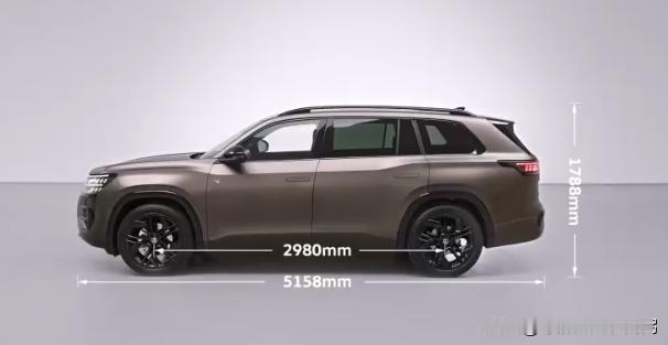 2025年上半年国产车企业绩爆棚，太吓人了！1，比亚迪营收3712亿元，净利