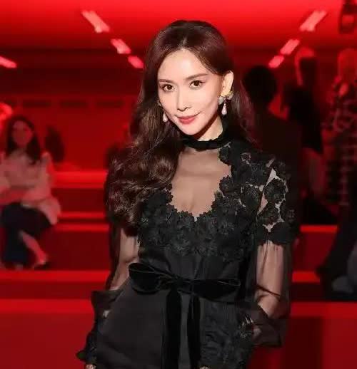 有没有一种可能林志玲婚后之所以变得缩头缩脑既不是她老公的原因，也不是小日