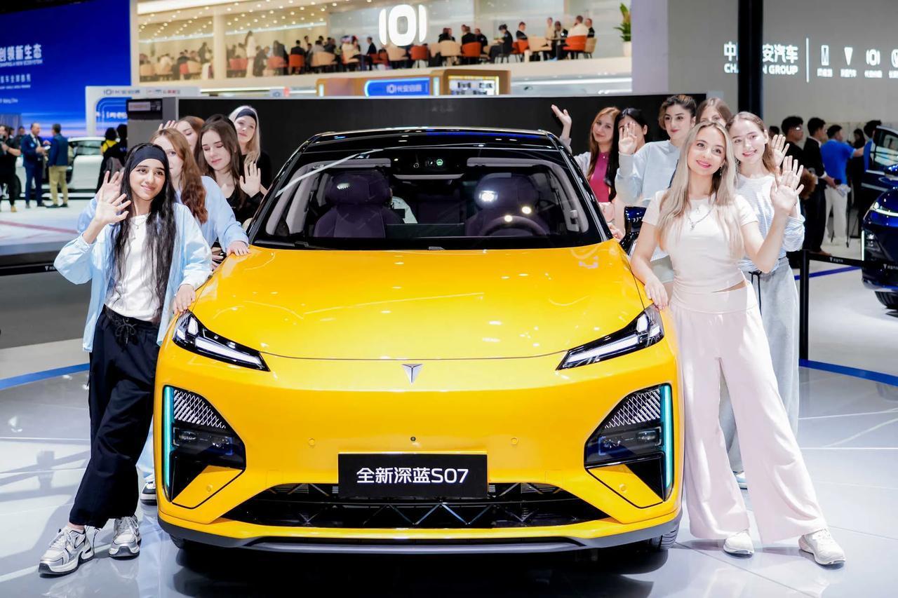 十几万级纯电轿卷起新高度，深蓝L06Max有点东西4月24日深蓝L06M