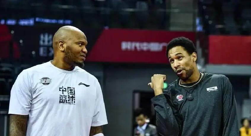 别再骂广东宏远抠门了。他们放弃天价外援，可能是CBA最狠的一步棋。新赛季外