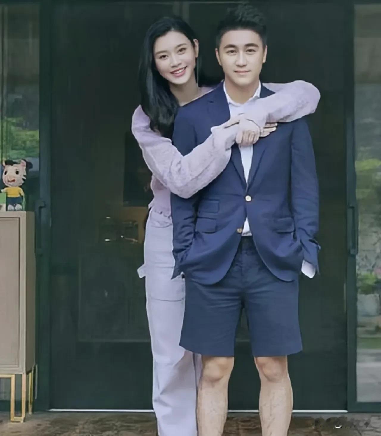 奚梦瑶就是命好，本来她在走秀的时候摔倒基本上就告别了模特生涯。这个时候正好何