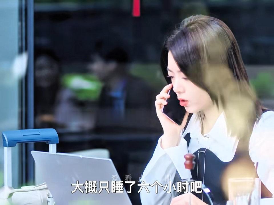 赵今麦出差带着行李箱工作赵今麦更新徐迟出差日常跟着赵今麦看徐迟的出差日常，行李箱